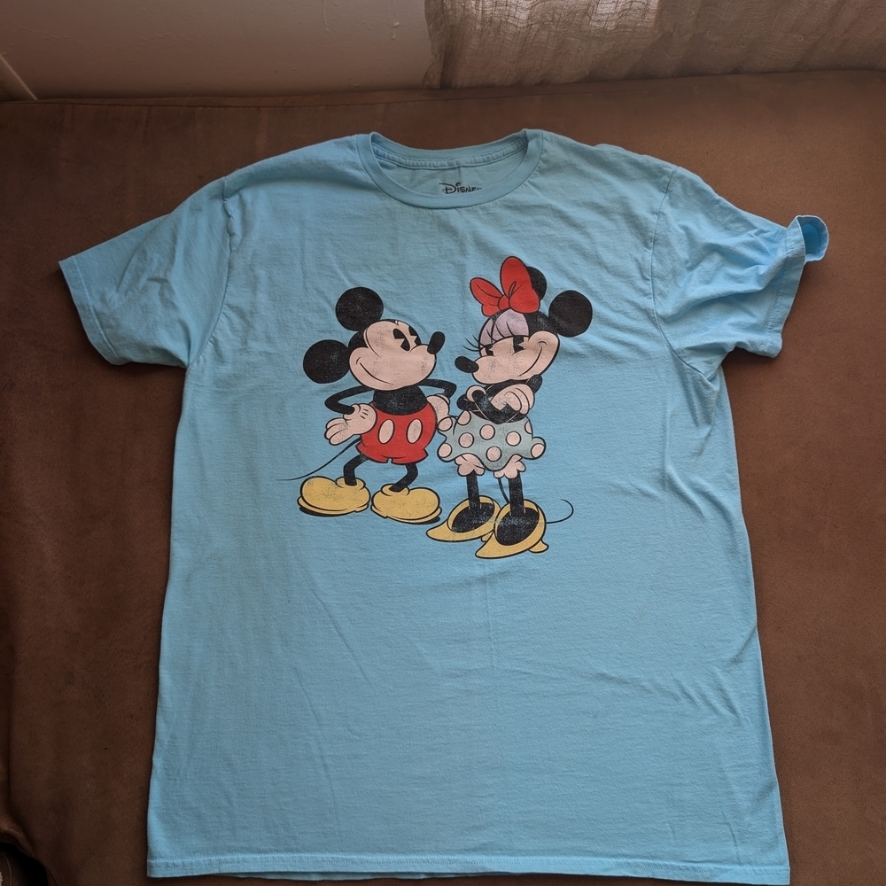 🎀 $5 Disney  Blue Mickey and Minnie T-Shirt - Picture 5 of 5
